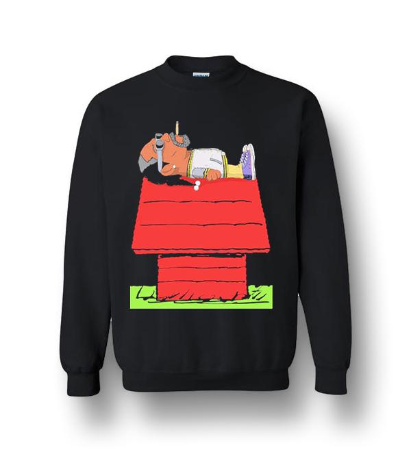 Snoop Dogg Smoking On Snoopy S Dog House Crewneck Sweatshirt Dreamstees Com Amazon Best Seller T Shirts